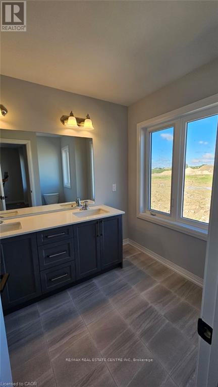 54 - 155 Equestrian Way, Cambridge, Ontario  N3E 0E8 - Photo 24 - X12811986