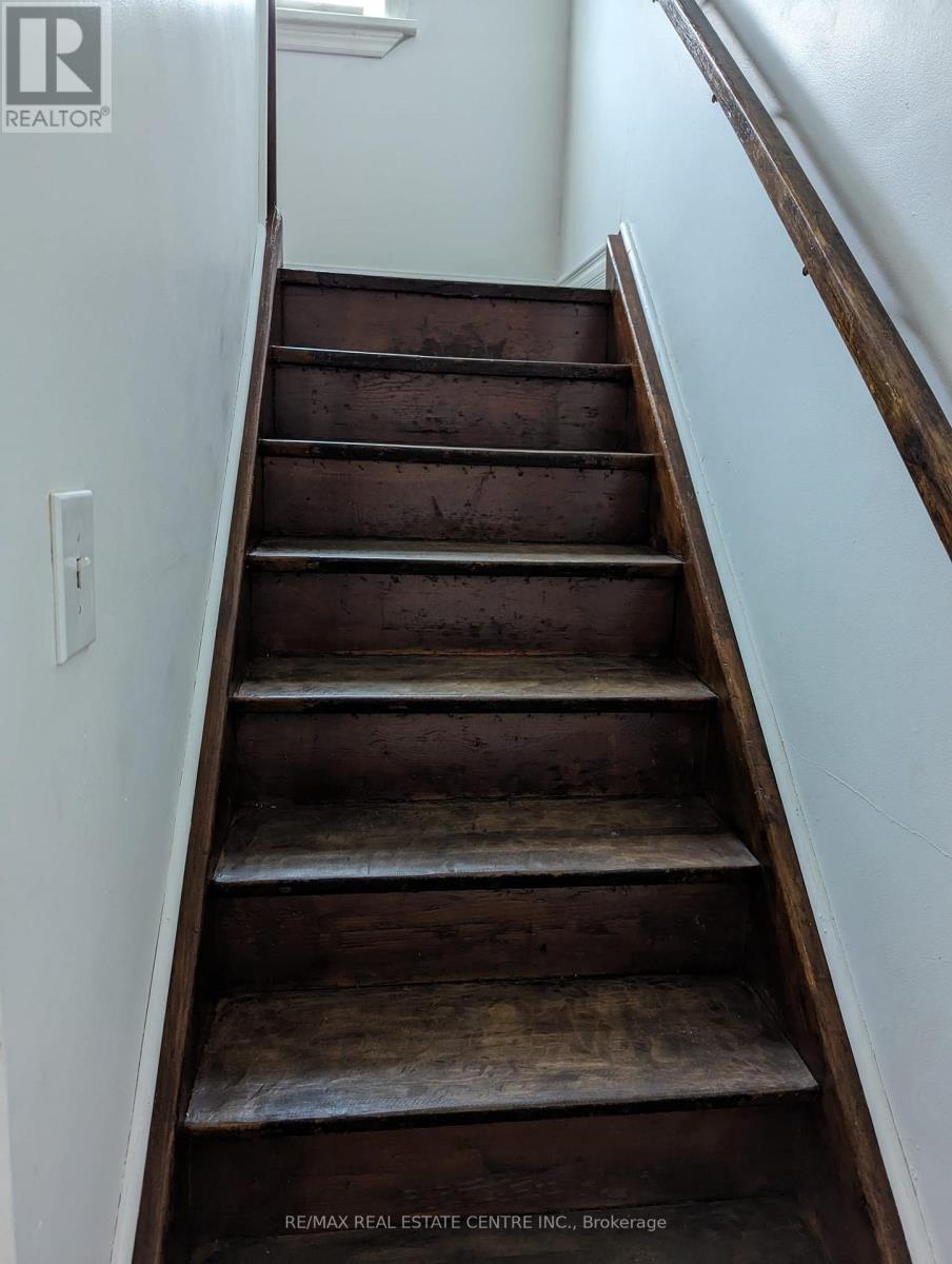 Main And Upper - 298 Wallace Avenue S, Welland, Ontario  L3B 1R9 - Photo 15 - X12812028