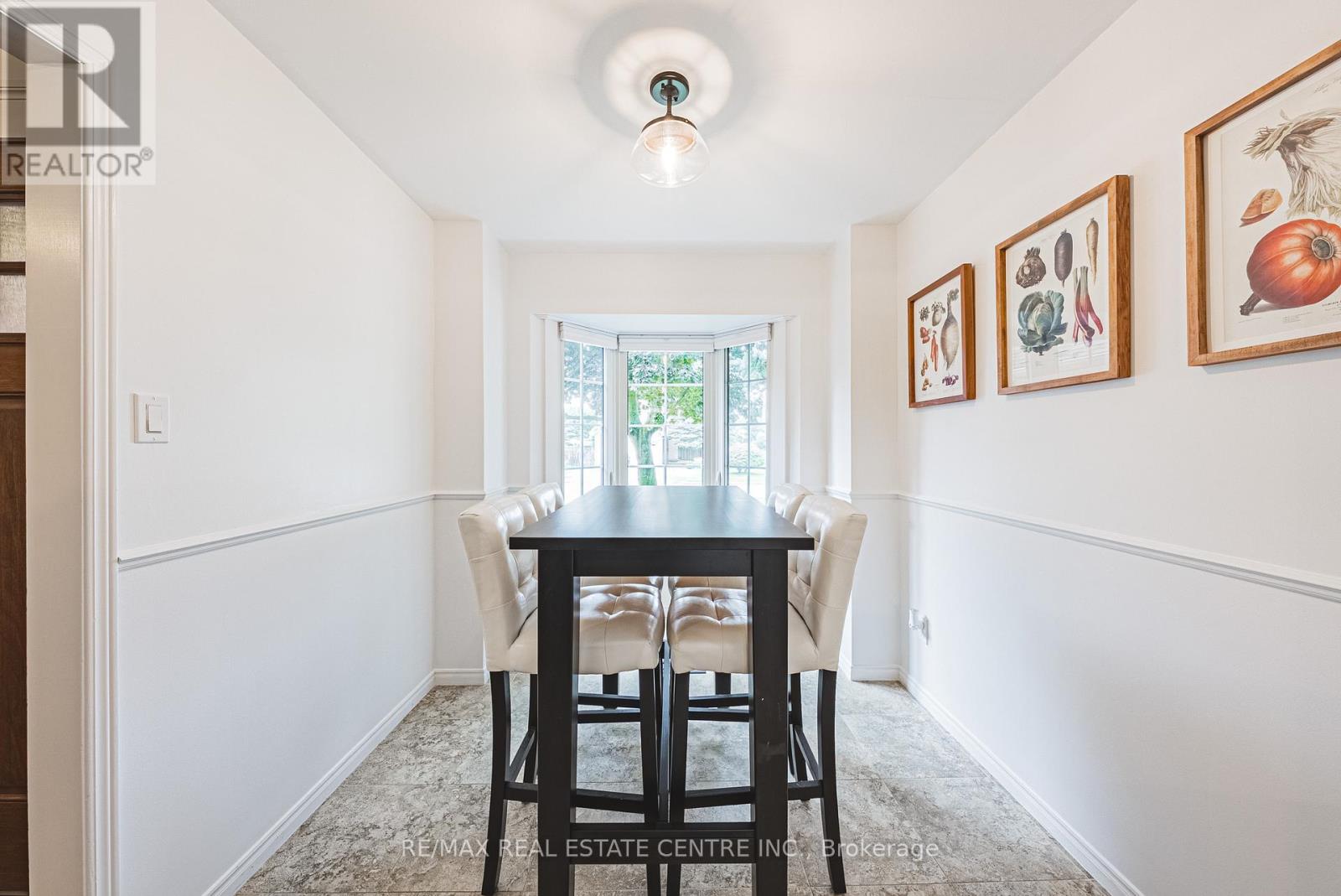 35 Cowan Boulevard, Cambridge, Ontario  N1T 1E6 - Photo 6 - X12812104