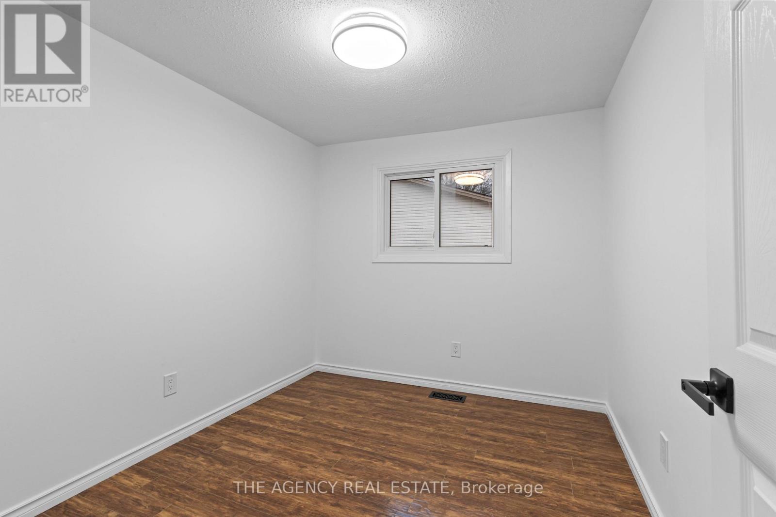 22 - 700 Exeter Road, London South, Ontario  N6E 1L2 - Photo 19 - X12811642