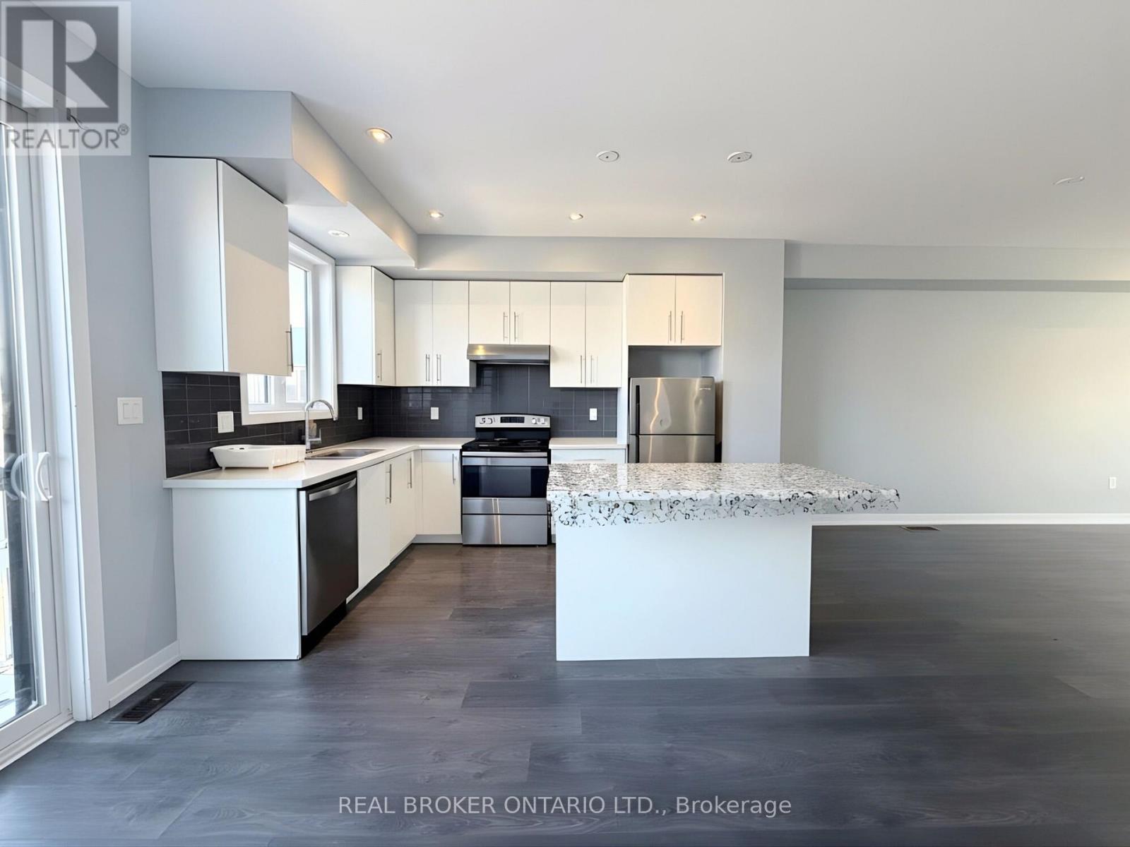 158 - 1890 Rymal Road E, Hamilton, Ontario  L0R 1P0 - Photo 11 - X12735522