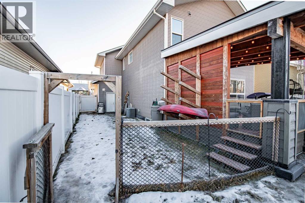 60 Vincent Close, Red Deer, Alberta  T4R 0H7 - Photo 43 - A2285075