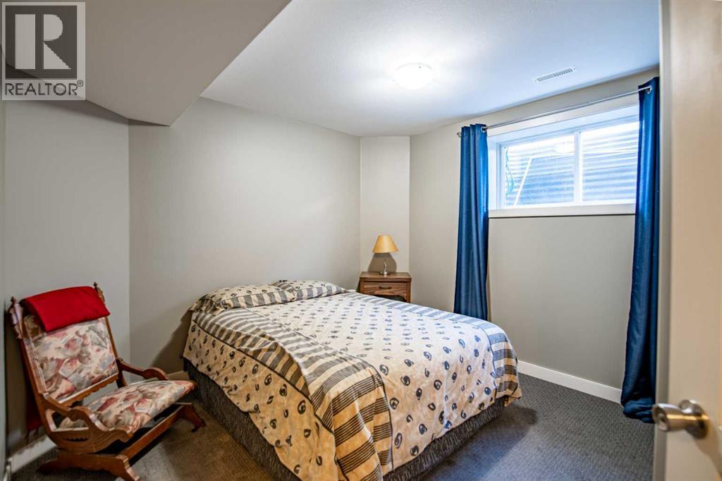 60 Vincent Close, Red Deer, Alberta  T4R 0H7 - Photo 36 - A2285075