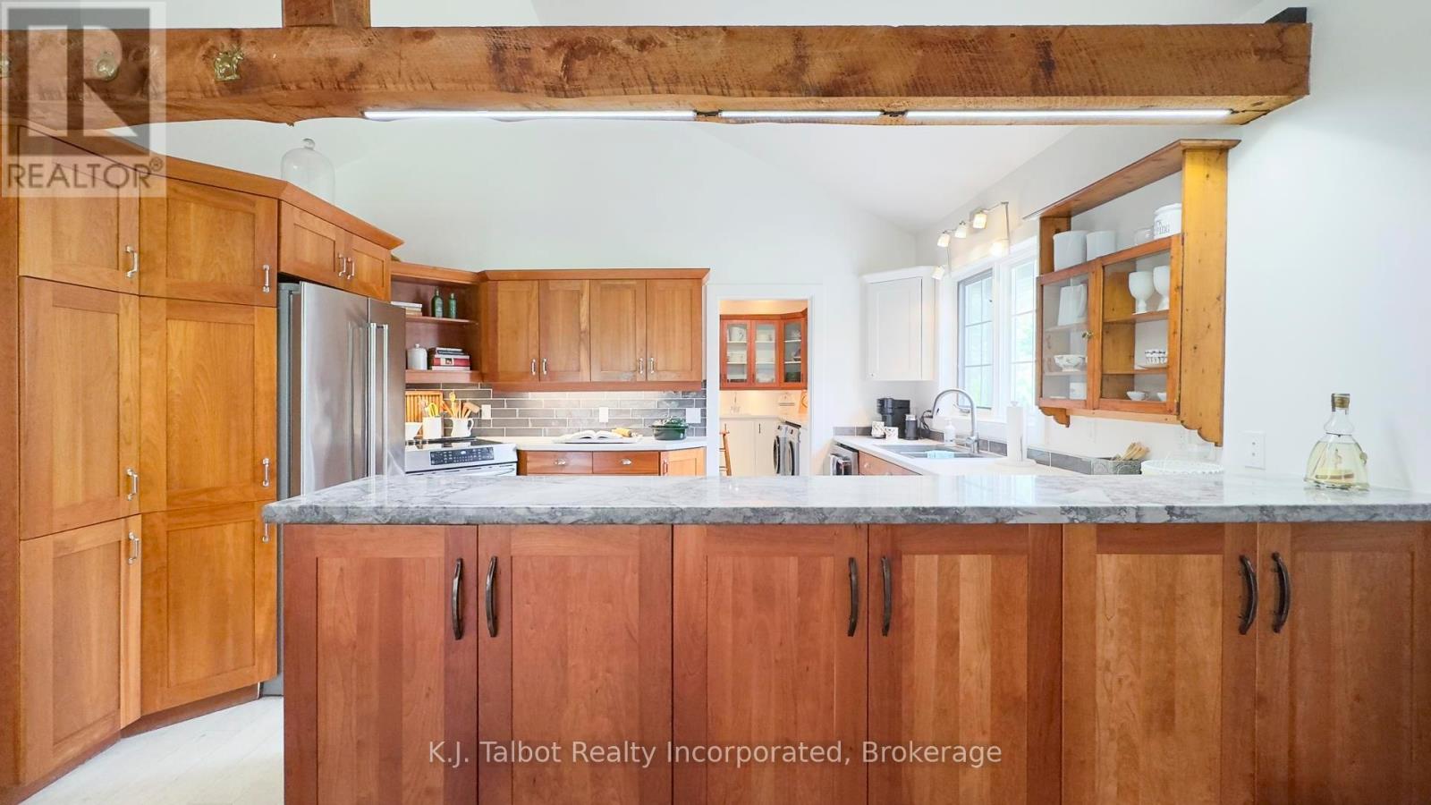 16 Chiniquy Street, Bluewater (Bayfield), Ontario  N0M 1G0 - Photo 11 - X12812242