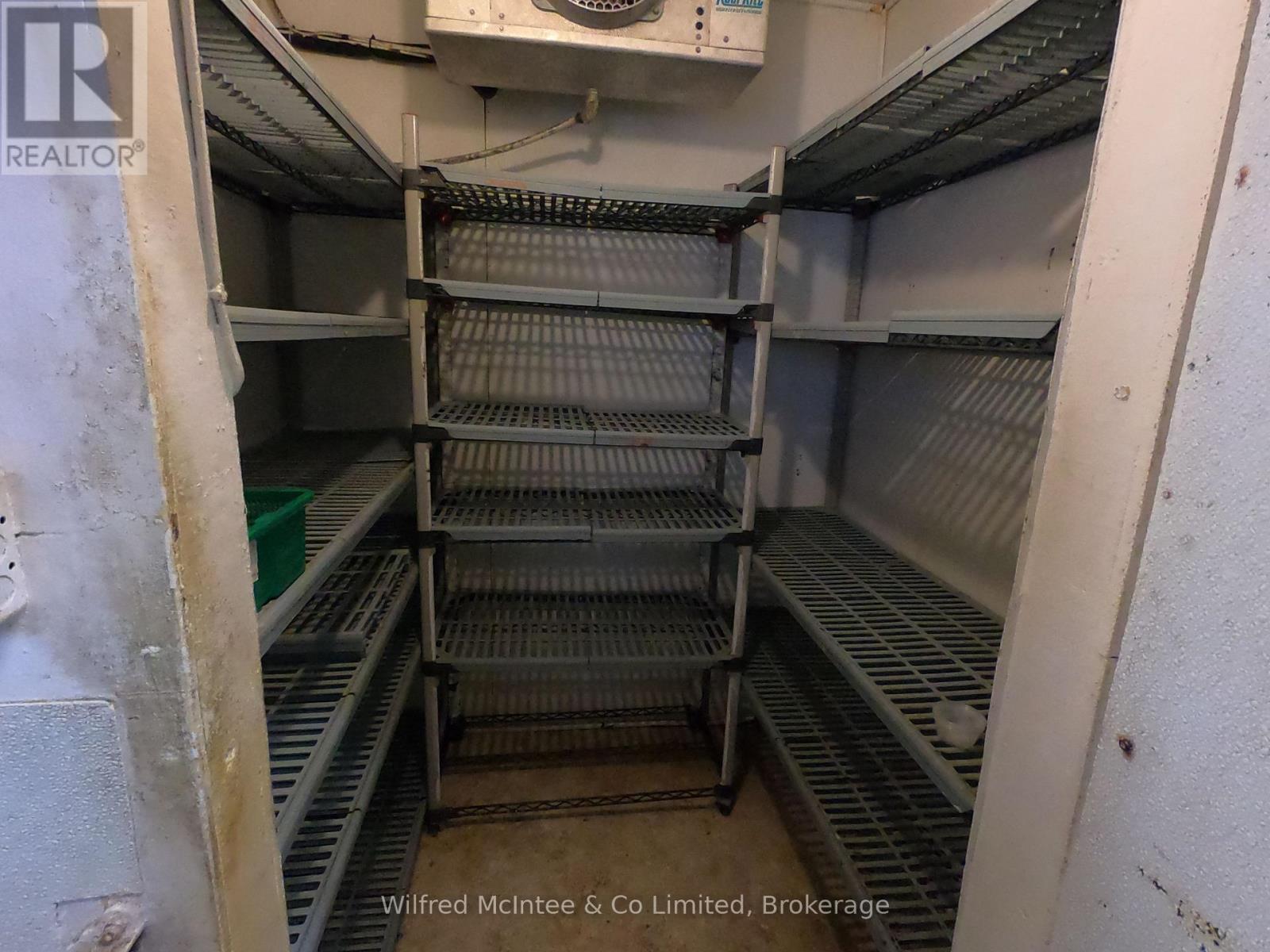 329 Main Street, South Bruce Peninsula, Ontario  N0H 2G0 - Photo 12 - X12812254