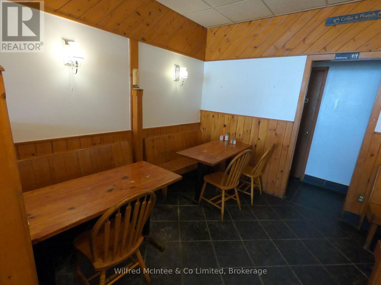 329 Main Street, South Bruce Peninsula, Ontario  N0H 2G0 - Photo 7 - X12812254