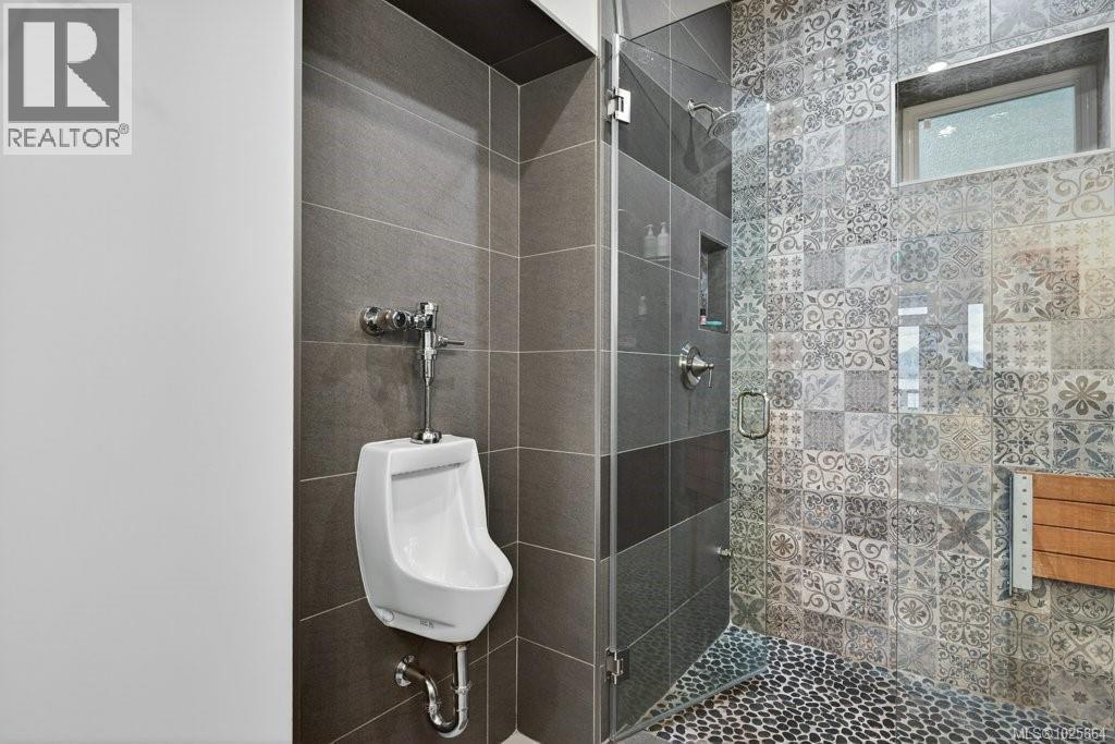 420 1st St, Sointula, British Columbia  V0N 3E0 - Photo 27 - 1025864