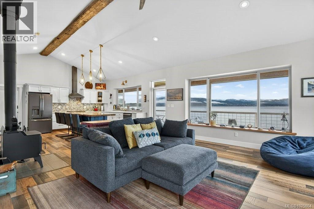 420 1st St, Sointula, British Columbia  V0N 3E0 - Photo 16 - 1025864