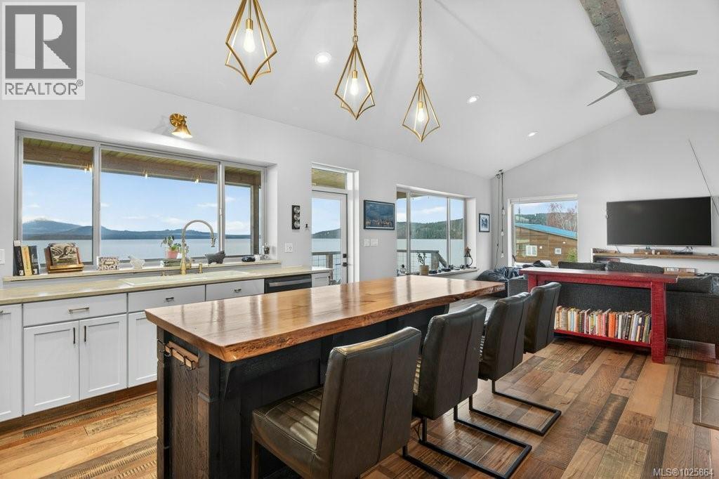 420 1st St, Sointula, British Columbia  V0N 3E0 - Photo 6 - 1025864