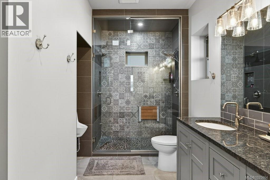 420 1st St, Sointula, British Columbia  V0N 3E0 - Photo 25 - 1025864