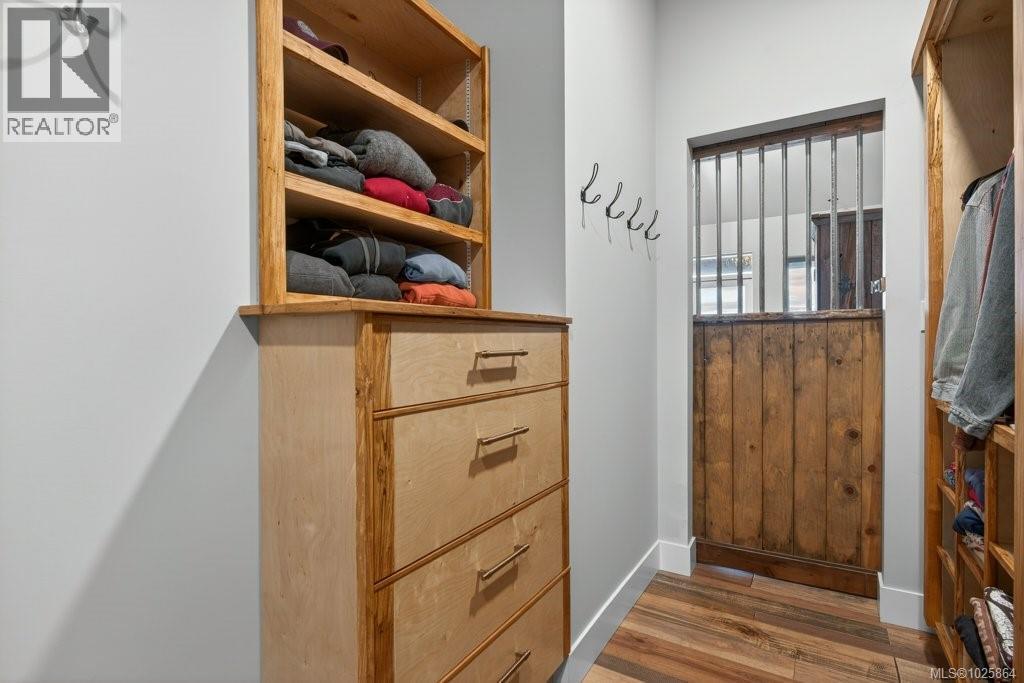 420 1st St, Sointula, British Columbia  V0N 3E0 - Photo 32 - 1025864