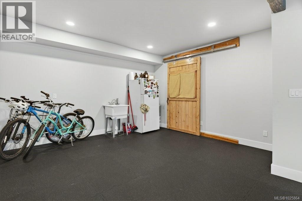 420 1st St, Sointula, British Columbia  V0N 3E0 - Photo 42 - 1025864