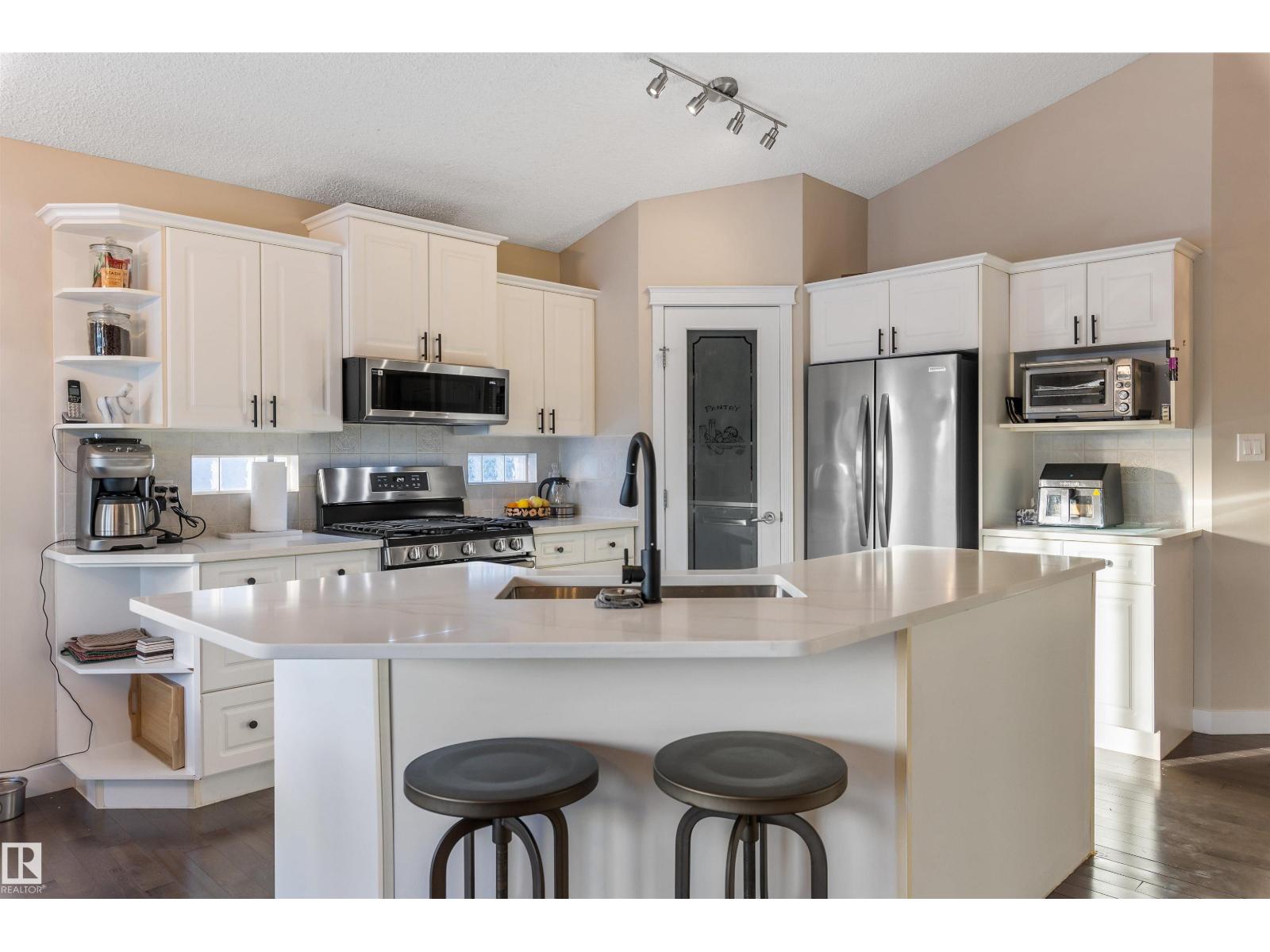 13 Newbury Co, St. Albert, Alberta  T8N 7C1 - Photo 9 - E4474072