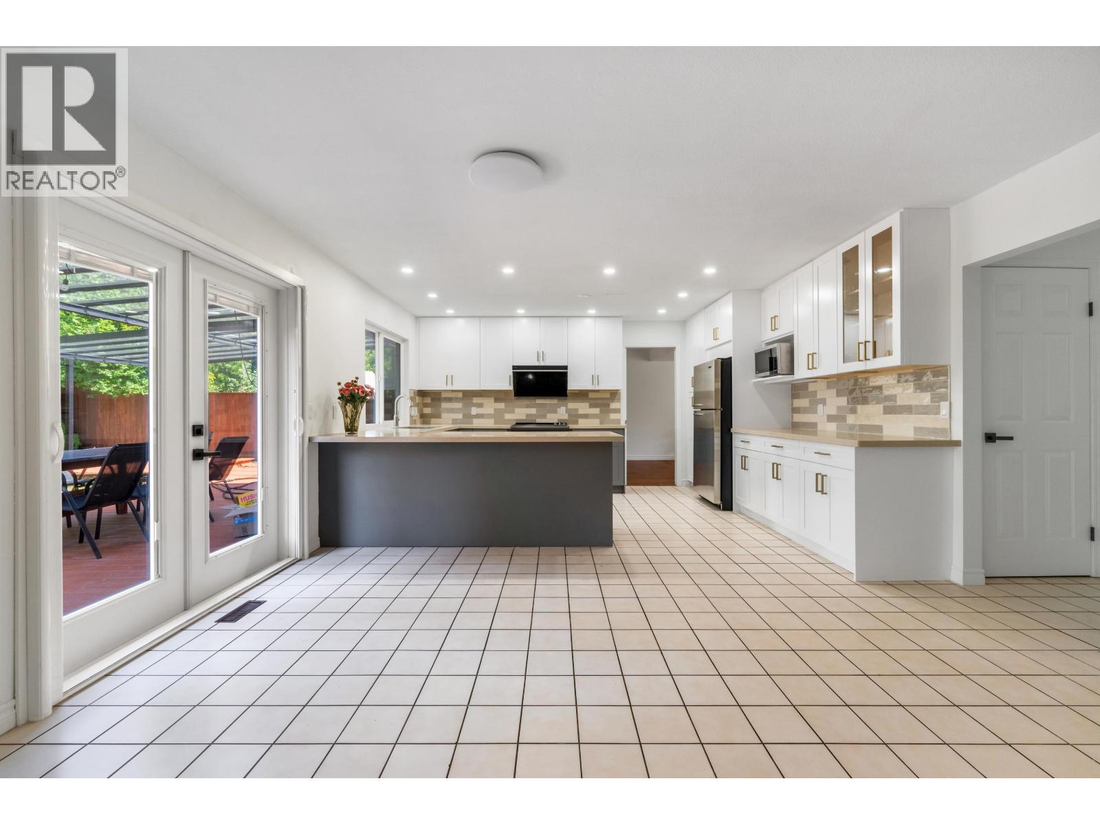 2507 Ashurst Avenue, Coquitlam, British Columbia  V3K 5T5 - Photo 6 - R3092373