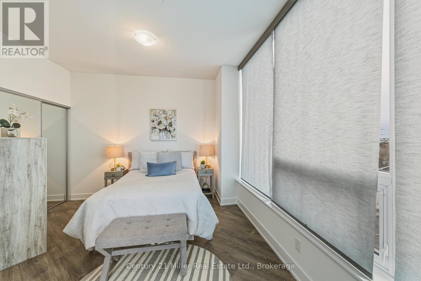 320 - 297 Oak Walk Drive, Oakville, Ontario  L6H 3R6 - Photo 23 - W12812306