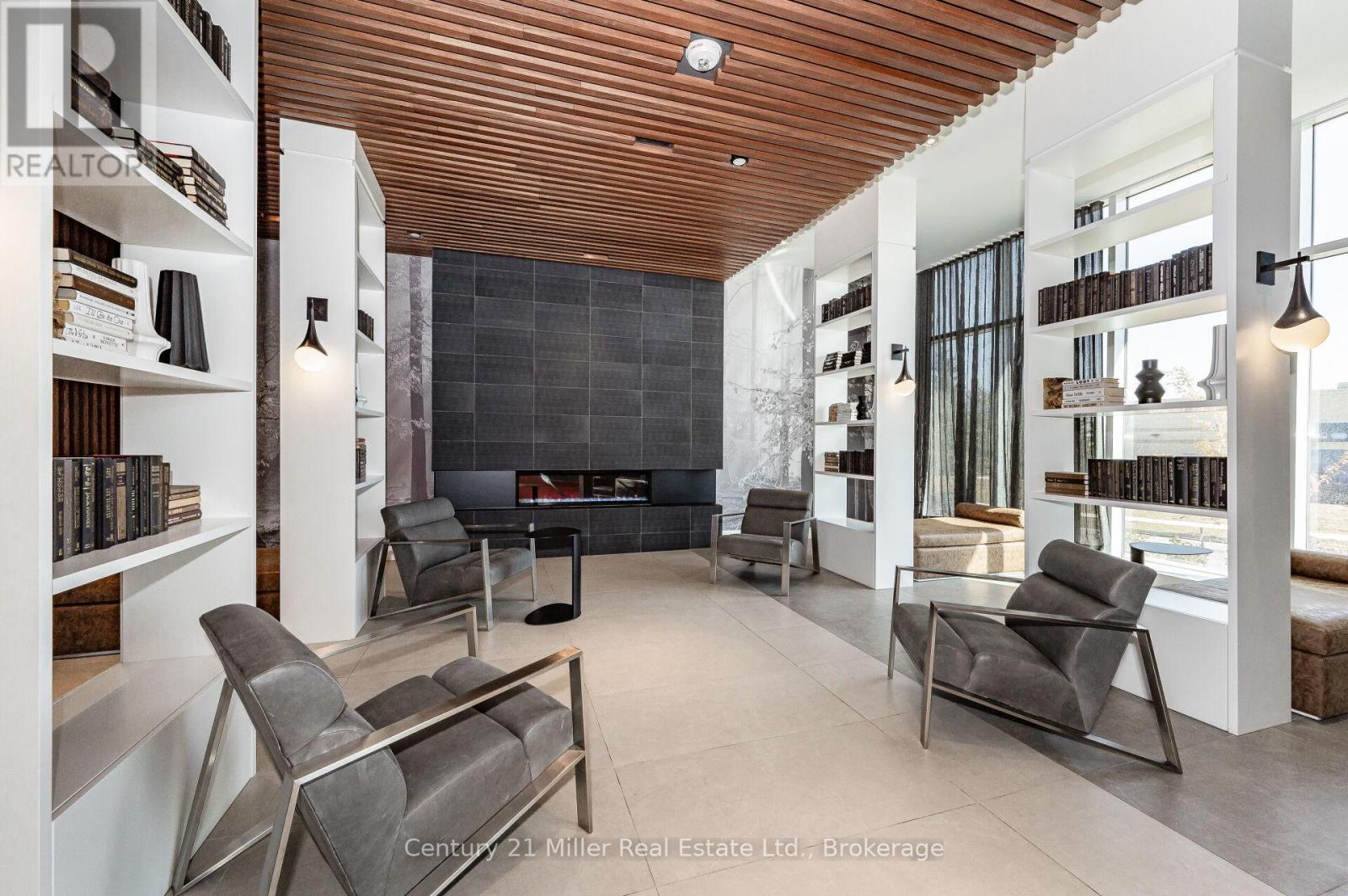 320 - 297 Oak Walk Drive, Oakville, Ontario  L6H 3R6 - Photo 28 - W12812306