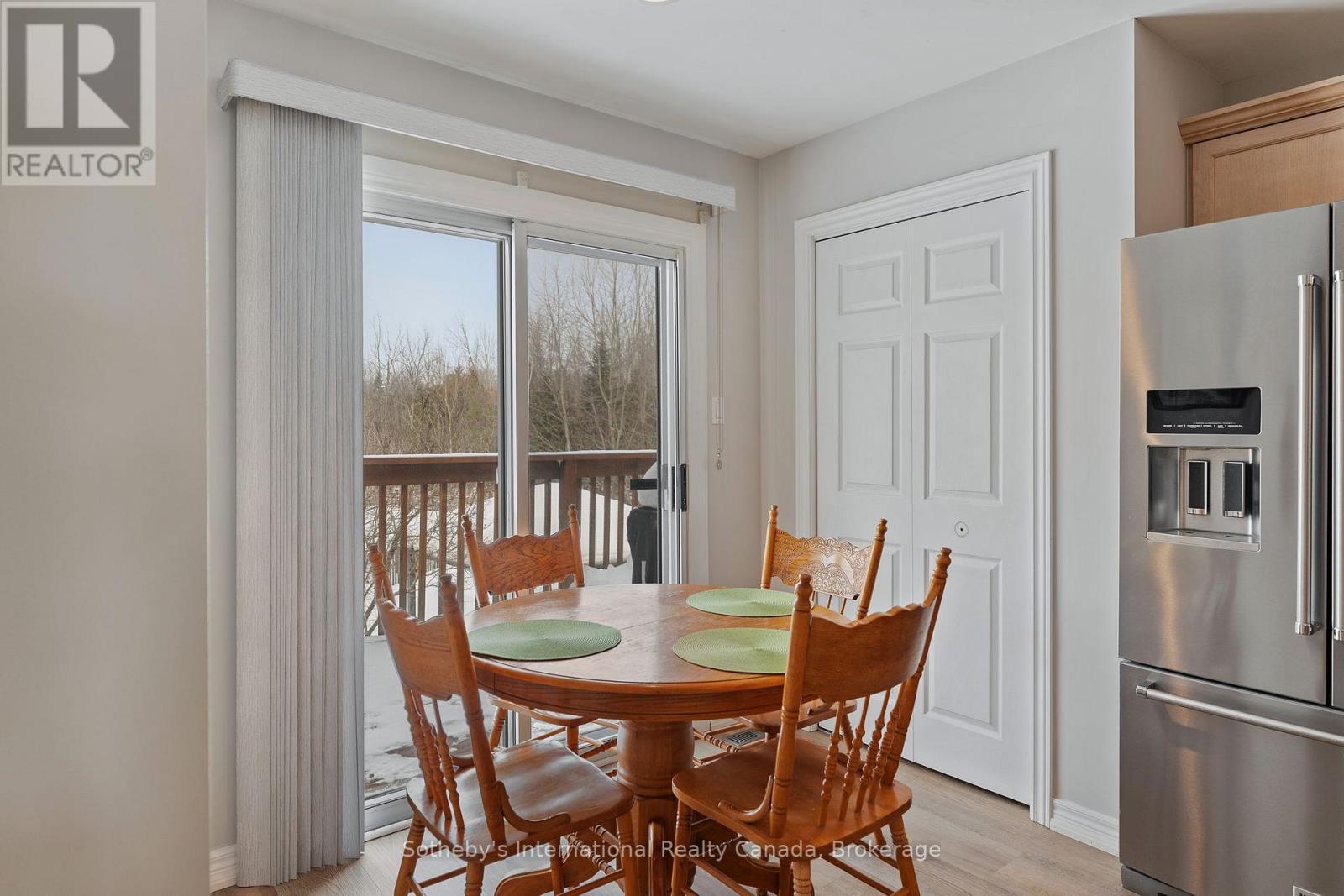 2091 Country Lane Court, Milton, Ontario  L0P 1J0 - Photo 14 - W12812318