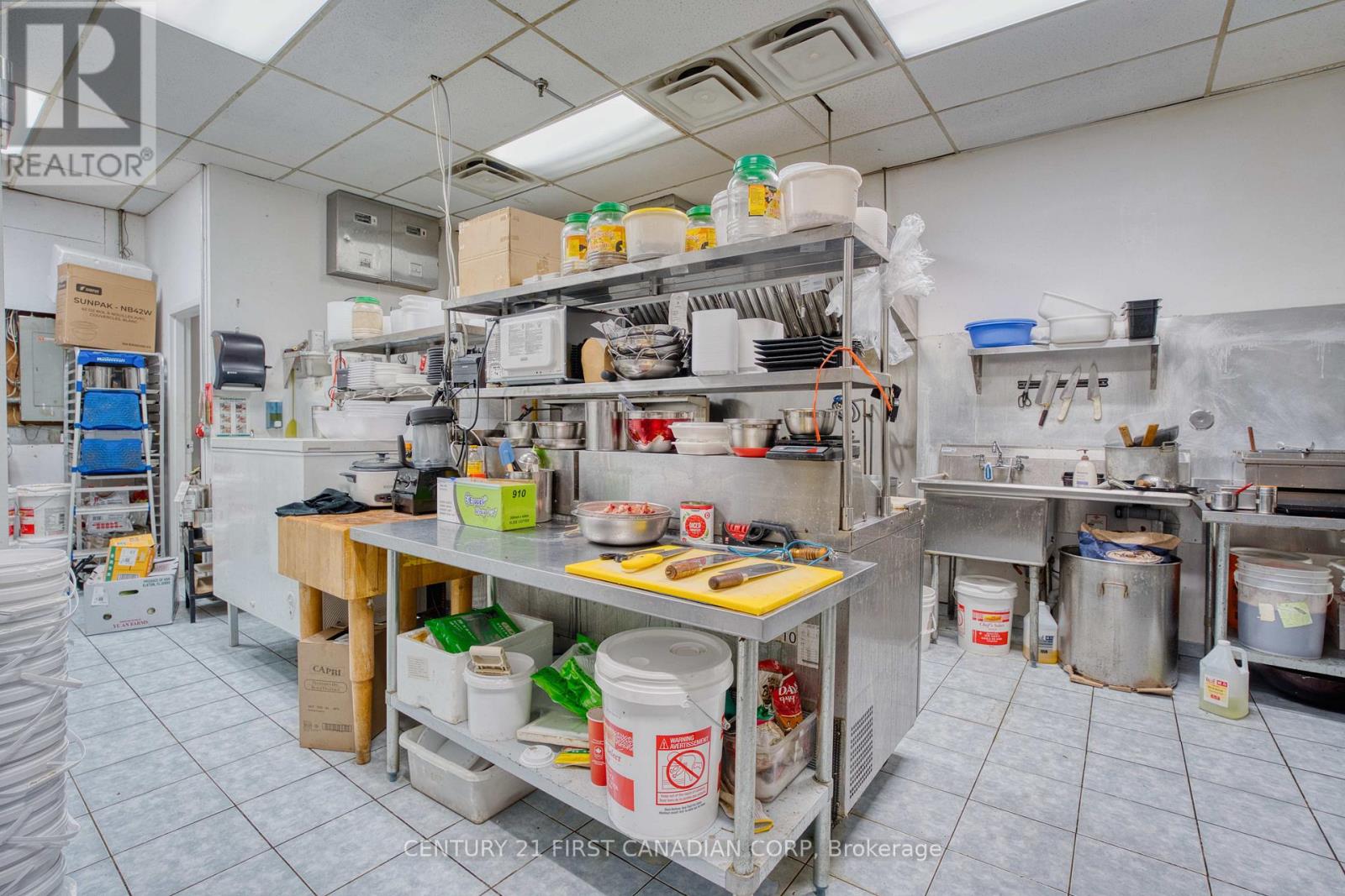 #4c - 611 Wonderland Road N, London North, Ontario  N6H 4V6 - Photo 14 - X12812136