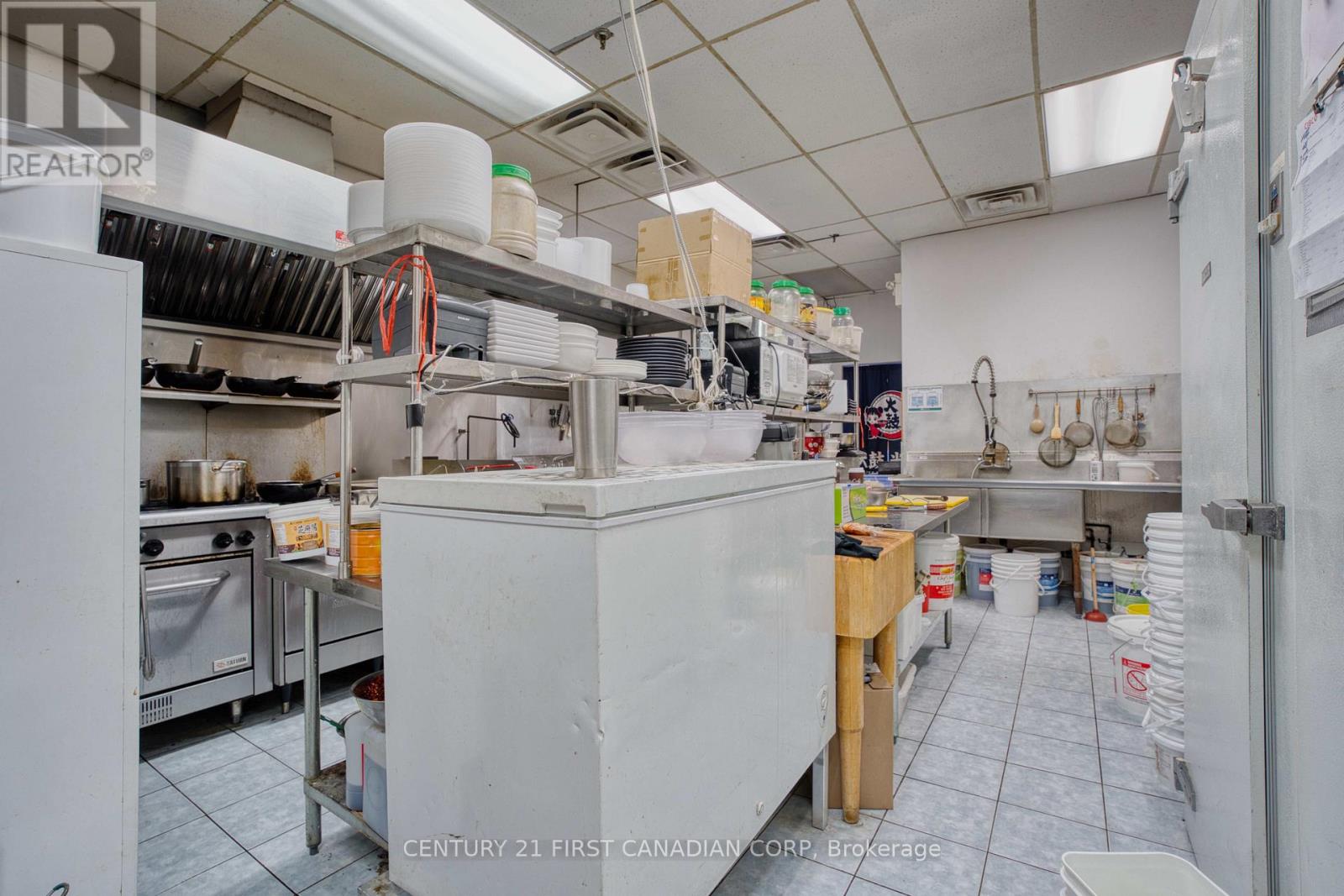 #4c - 611 Wonderland Road N, London North, Ontario  N6H 4V6 - Photo 15 - X12812136