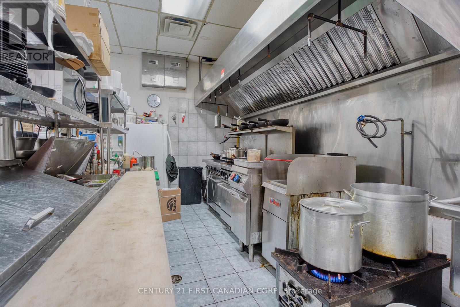 #4c - 611 Wonderland Road N, London North, Ontario  N6H 4V6 - Photo 16 - X12812136