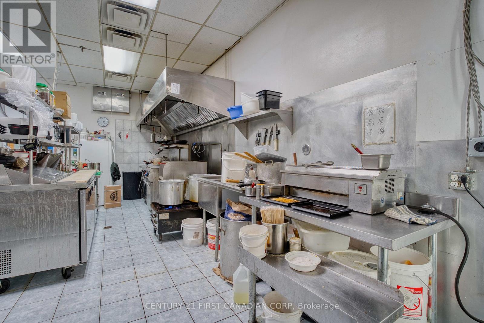 #4c - 611 Wonderland Road N, London North, Ontario  N6H 4V6 - Photo 17 - X12812136