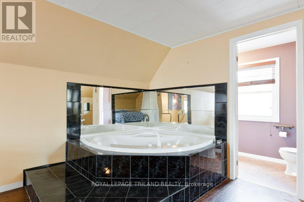 40 St George Street, St. Thomas, Ontario  N5P 2L1 - Photo 19 - X12812138