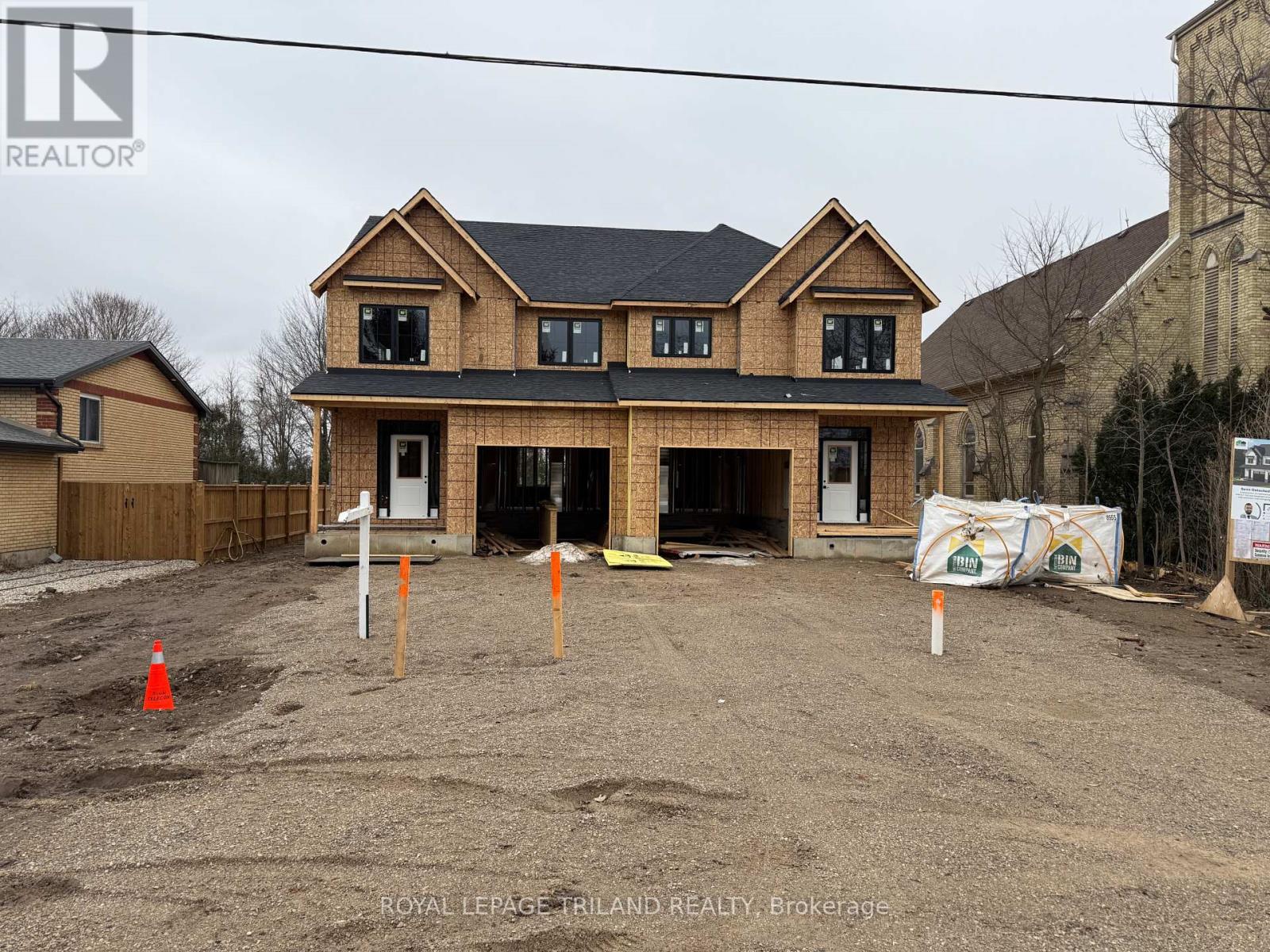 3139a River Street, Brooke-Alvinston, Ontario  N0N 1A0 - Photo 2 - X12812264