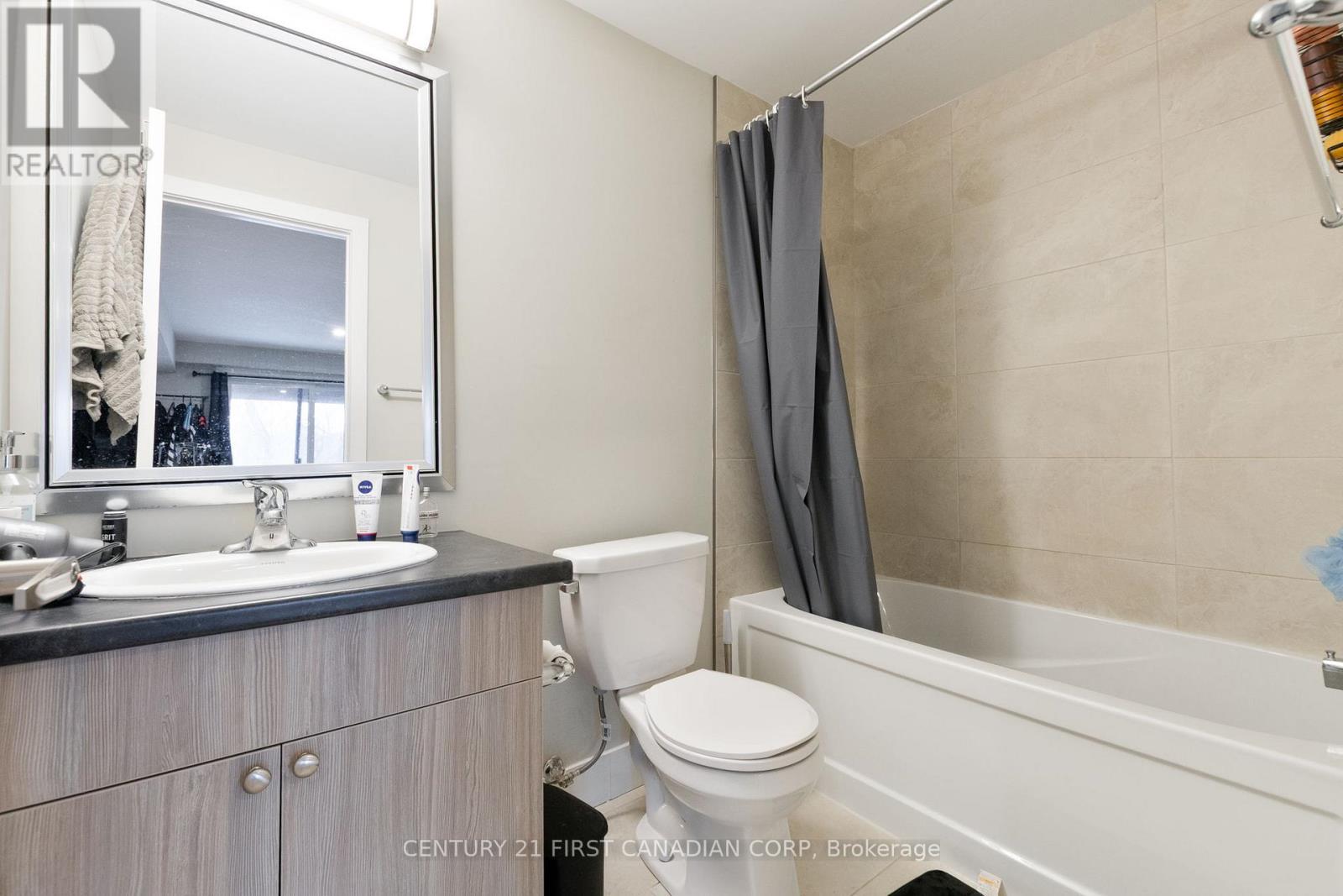 66 - 177 Edgevalley Road, London East, Ontario  N5V 0C5 - Photo 17 - X12812284