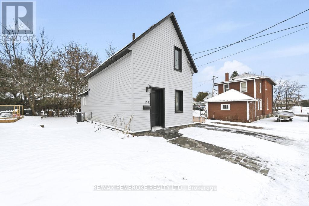 131 Patrick Avenue, Renfrew, Ontario  K7V 3H3 - Photo 4 - X12812160