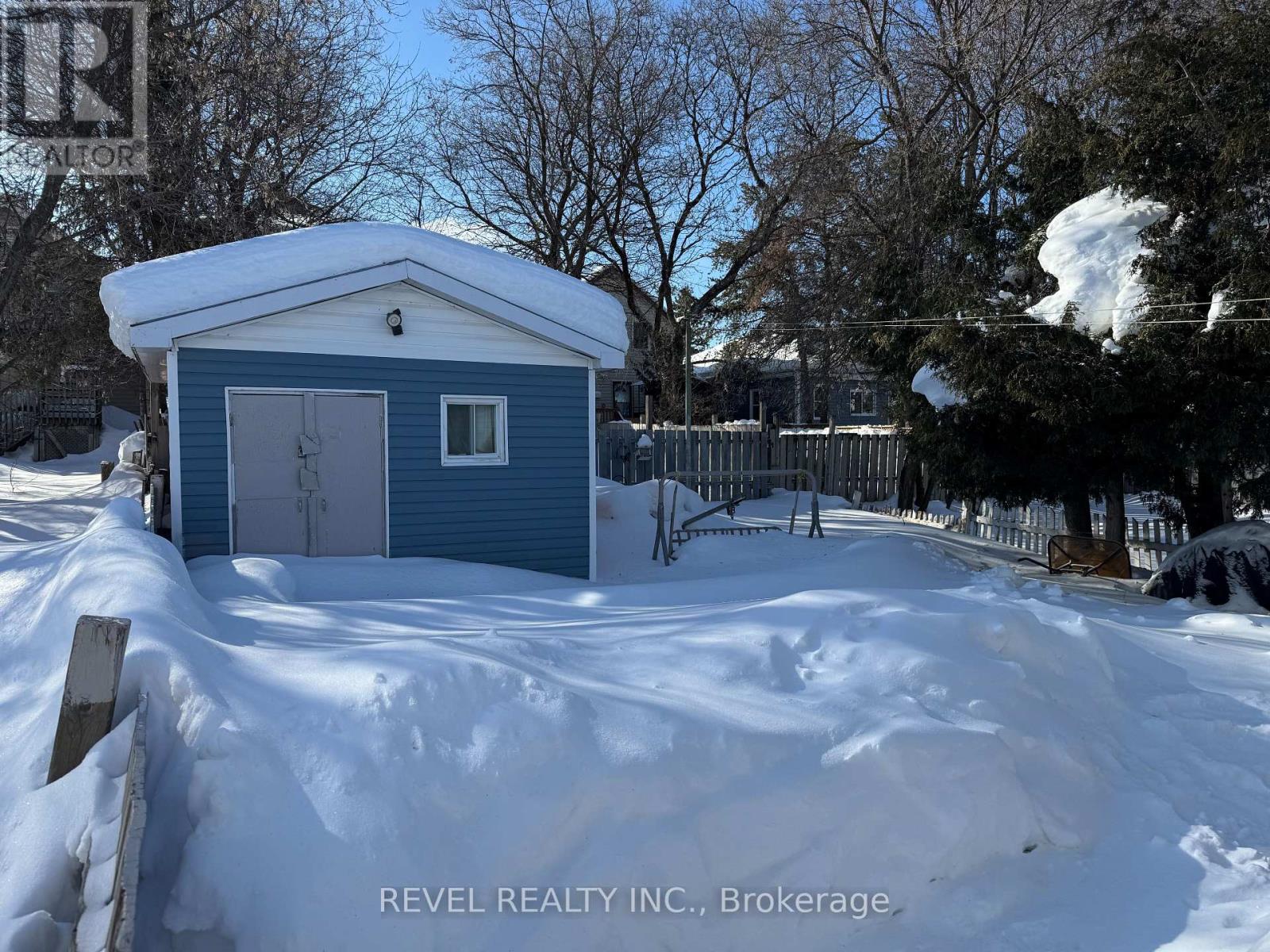 39 Belanger Avenue, Timmins (Ts - Sw), Ontario  P4N 2V2 - Photo 2 - T12812234