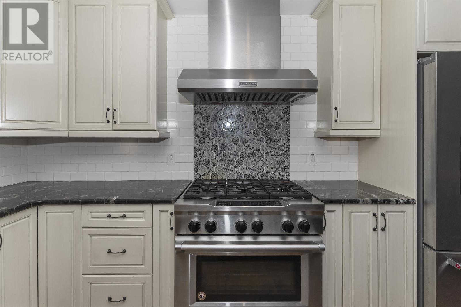 191 Skyline Ave, Thunder Bay, Ontario  P7B 6K6 - Photo 13 - TB2600273