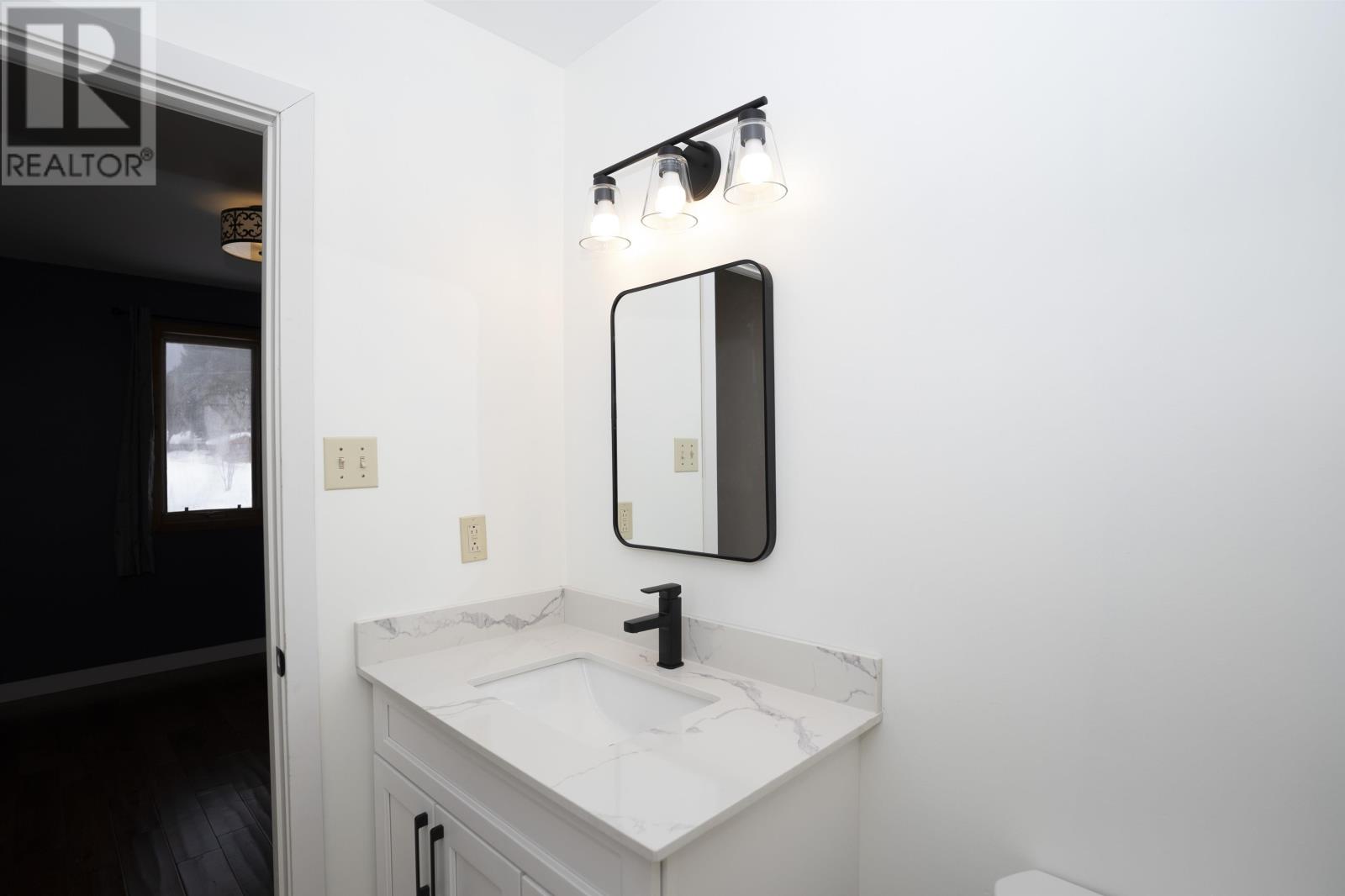 191 Skyline Ave, Thunder Bay, Ontario  P7B 6K6 - Photo 27 - TB2600273