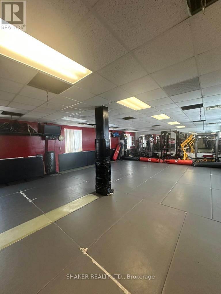 1181 Rockingham Avenue, Ottawa, Ontario  K1H 8A6 - Photo 3 - X12812126