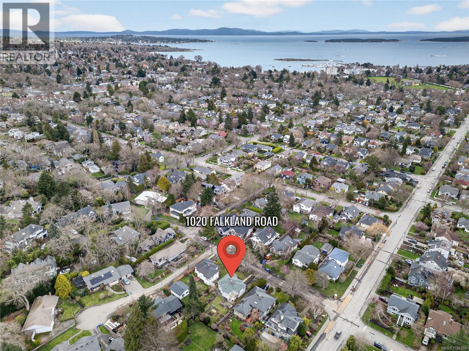 1020 Falkland Rd, Oak Bay, British Columbia  V8S 4M2 - Photo 33 - 1026394