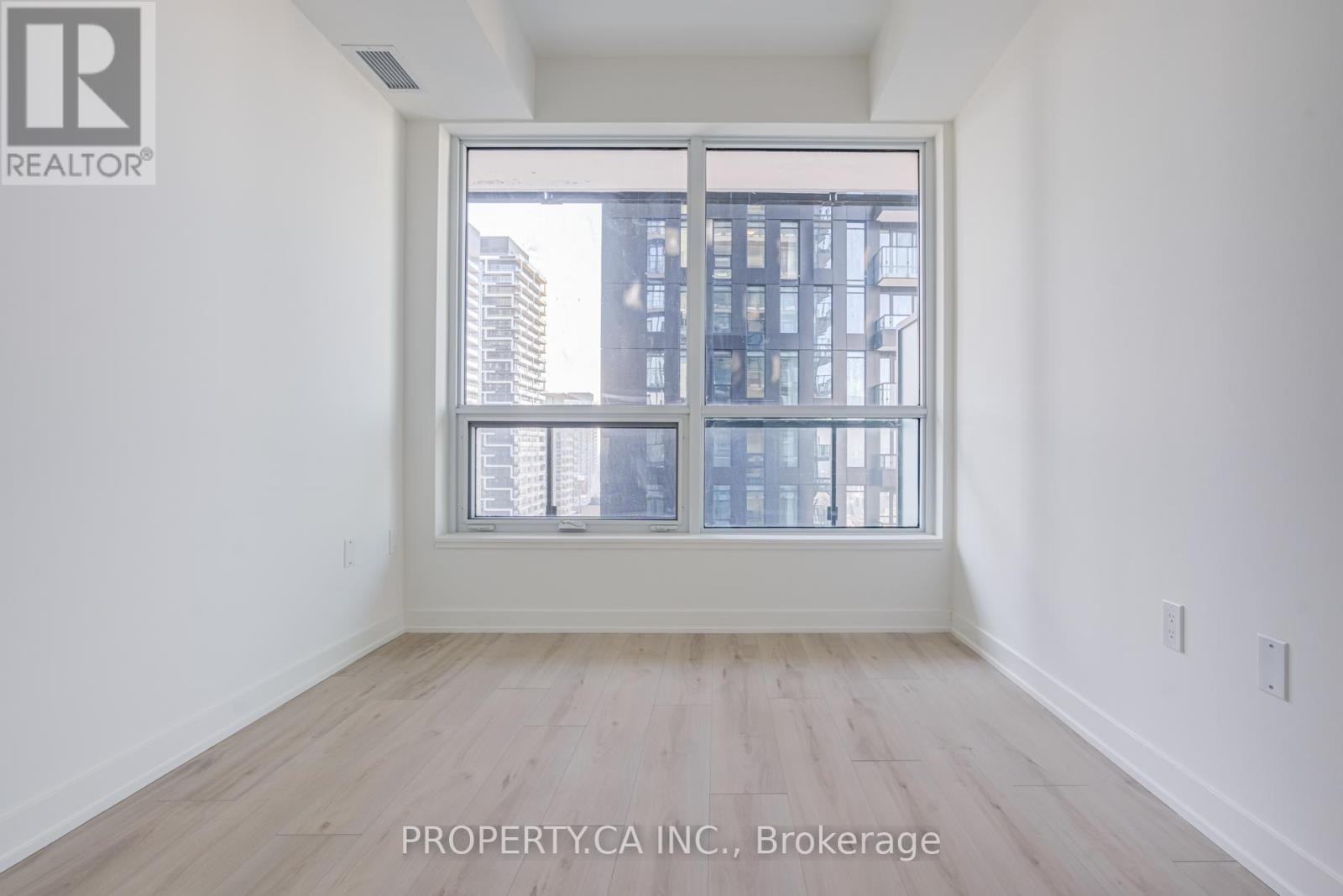 2404s - 110 Broadway Avenue, Toronto, Ontario  M4P 1V7 - Photo 15 - C12758214