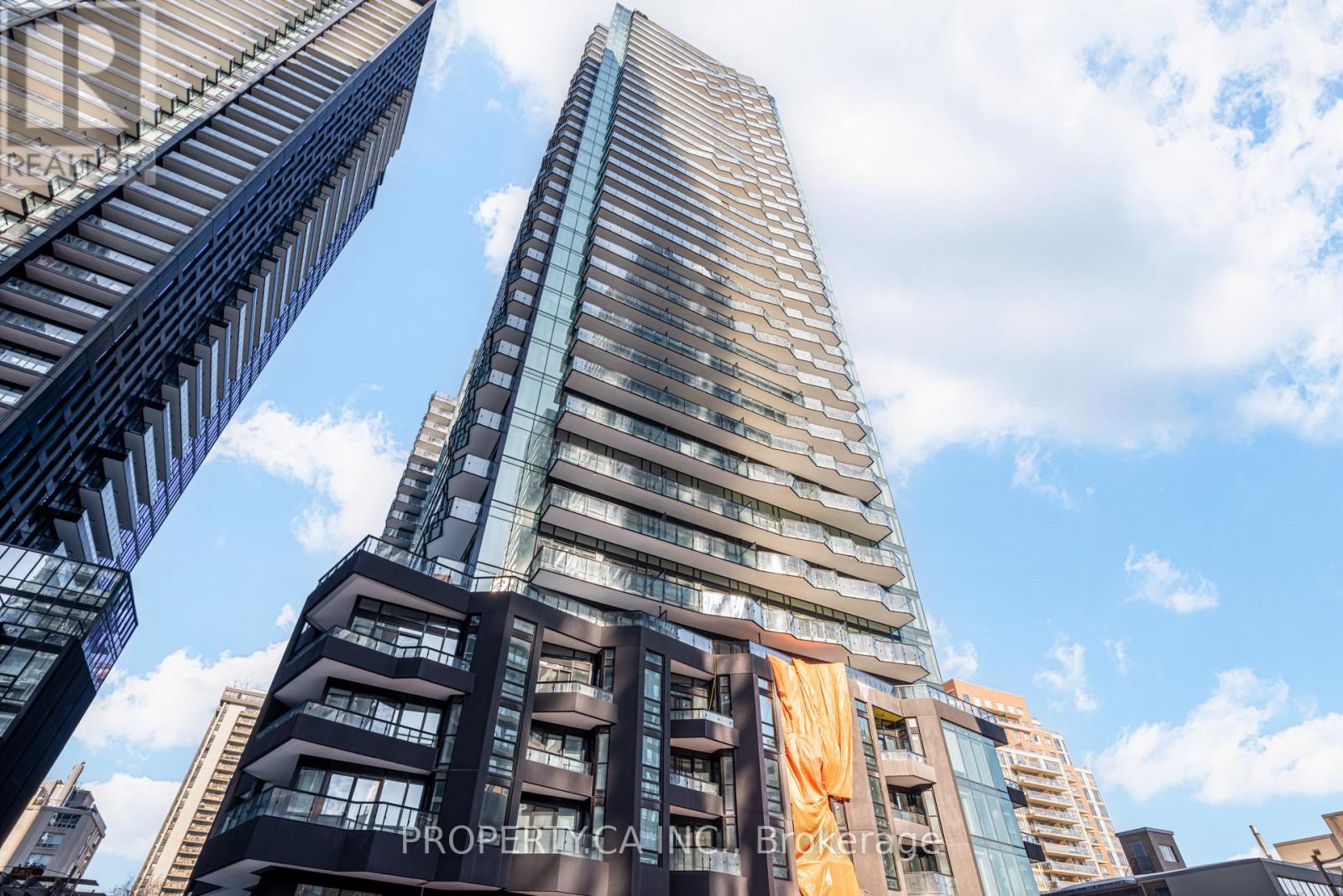 2404S - 110 BROADWAY AVENUE, Toronto, Ontario