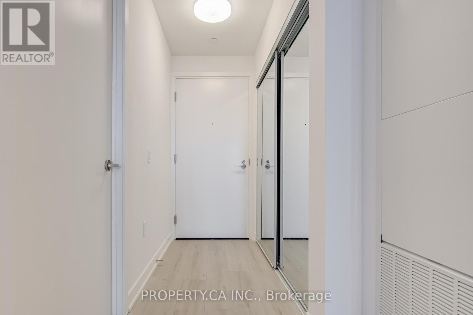 2404s - 110 Broadway Avenue, Toronto, Ontario  M4P 1V7 - Photo 4 - C12758214