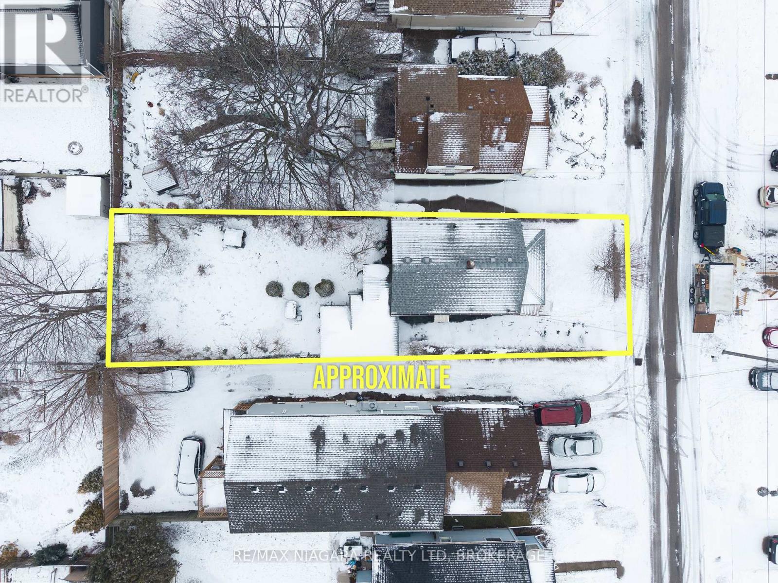 6437 Culp Street, Niagara Falls, Ontario L2G 2C2 - Photo 4 - X12812204