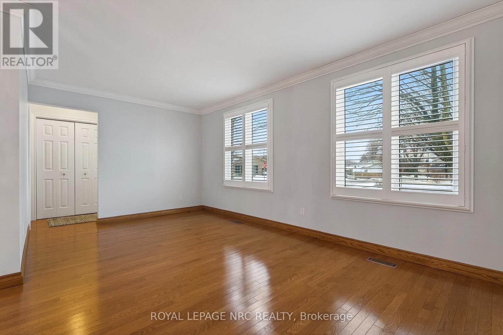 3292 Appleford Avenue, Niagara Falls (Casey), Ontario  L2J 3N9 - Photo 10 - X12812252