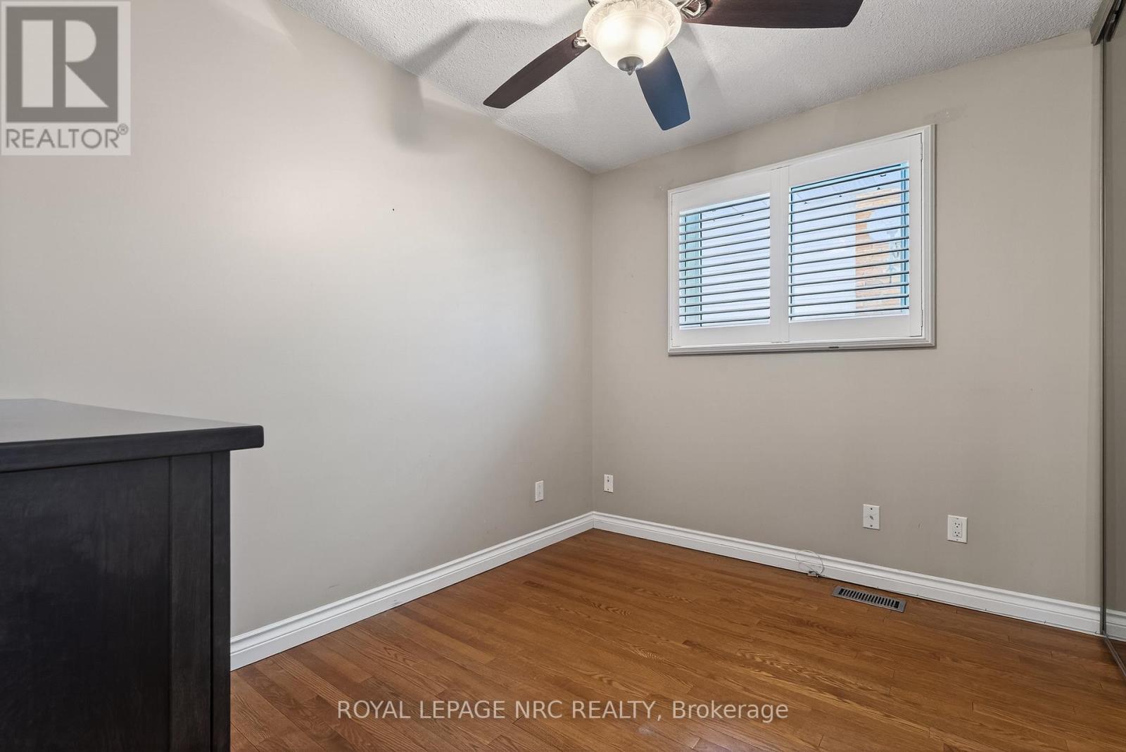 3292 Appleford Avenue, Niagara Falls (Casey), Ontario  L2J 3N9 - Photo 16 - X12812252