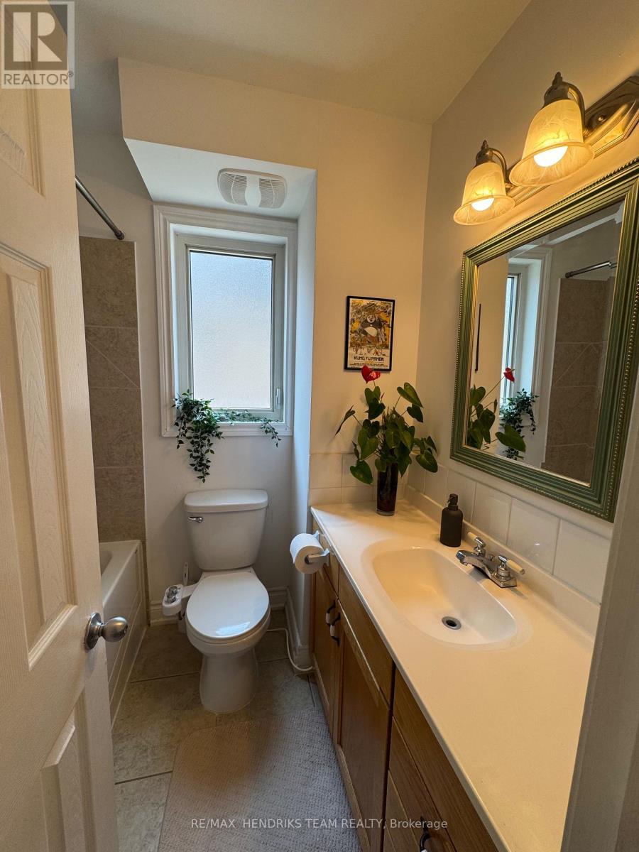 91 Page Street, St. Catharines, Ontario  L2R 4A8 - Photo 11 - X12812322