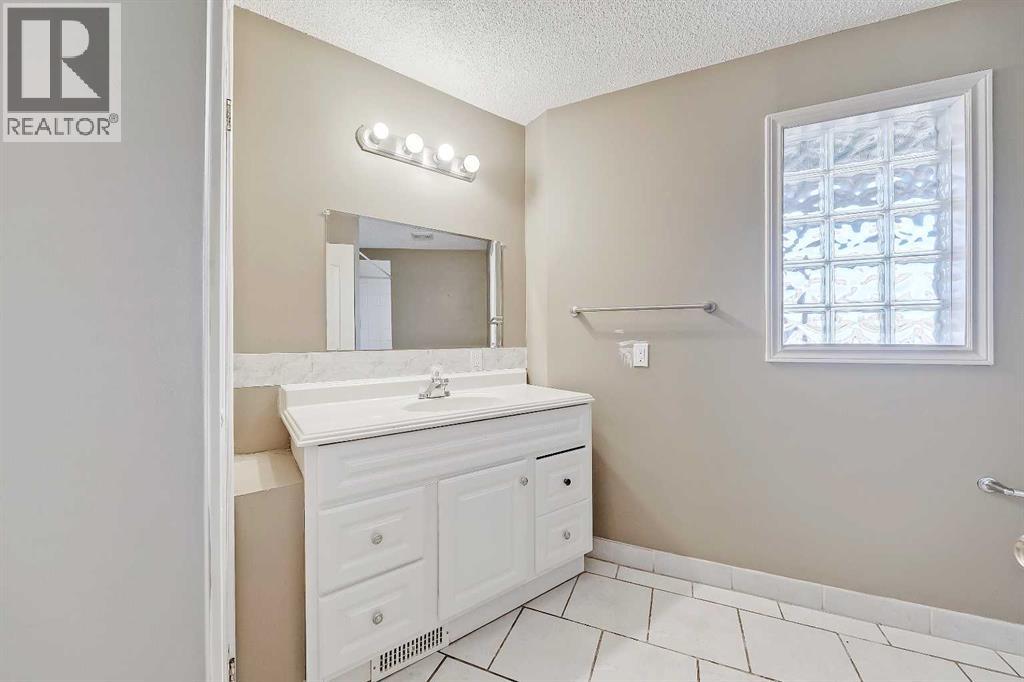 298042 218 Street W, Rural Foothills County, Alberta  T1S 2Y6 - Photo 41 - A2269249