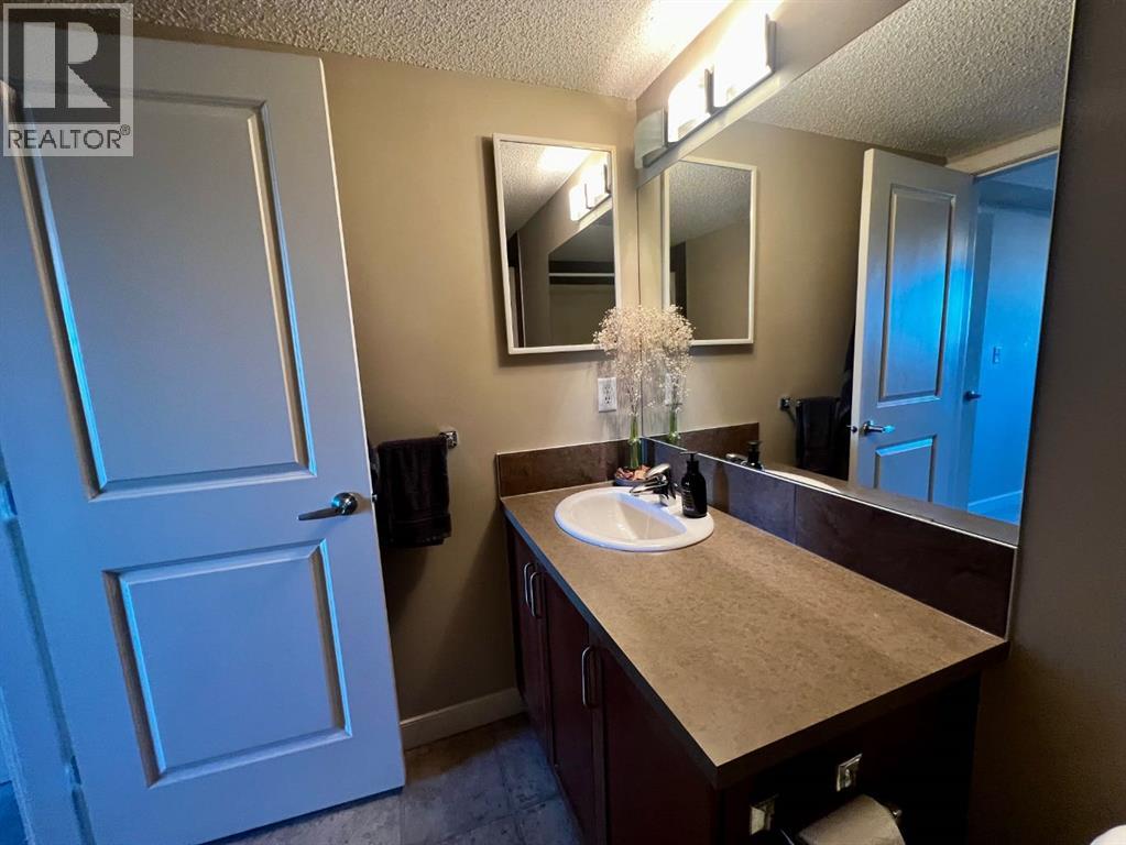 201, 162 Country Village Circle Ne, Calgary, Alberta  T3K 0E6 - Photo 19 - A2278228