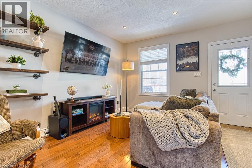 153 Gladstone Avenue, Hamilton, Ontario  L8M 2H8 - Photo 9 - 40800109