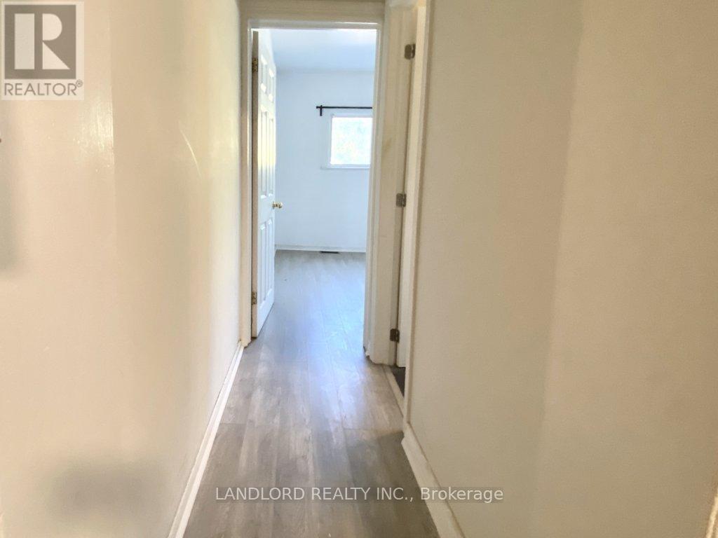 Main - 1078 College Street, Toronto, Ontario  M6H 1B3 - Photo 11 - C12812128
