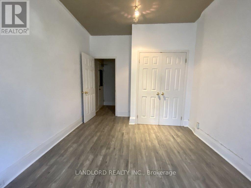 Main - 1078 College Street, Toronto, Ontario  M6H 1B3 - Photo 20 - C12812128