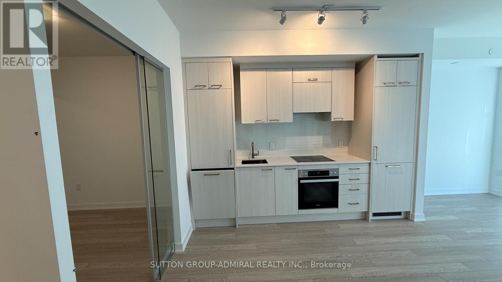 1001 - 634 Church Street, Toronto, Ontario  M4Y 2G3 - Photo 15 - C12812132