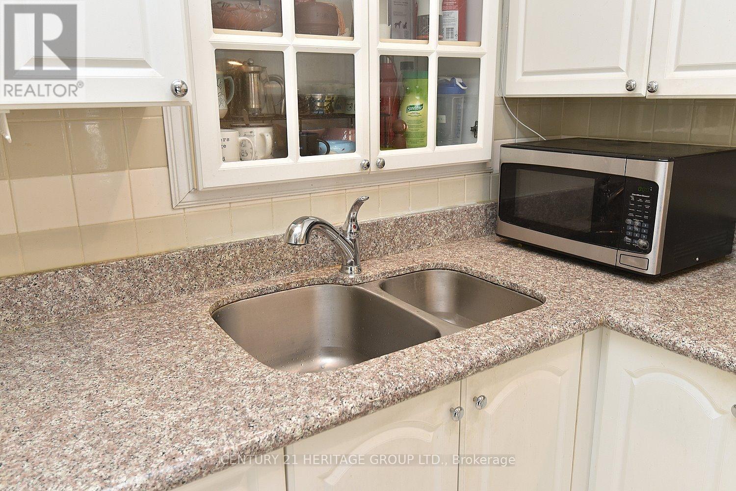 1022 Willowdale Avenue, Toronto, Ontario  M2M 3E1 - Photo 12 - C12812180