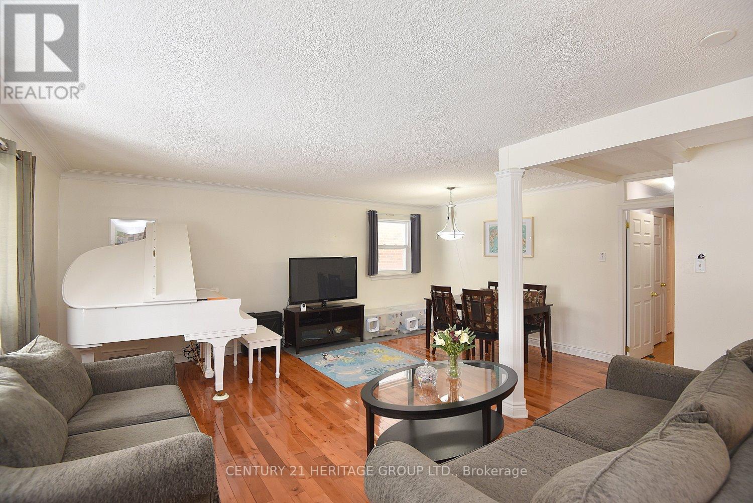 1022 Willowdale Avenue, Toronto, Ontario  M2M 3E1 - Photo 7 - C12812180