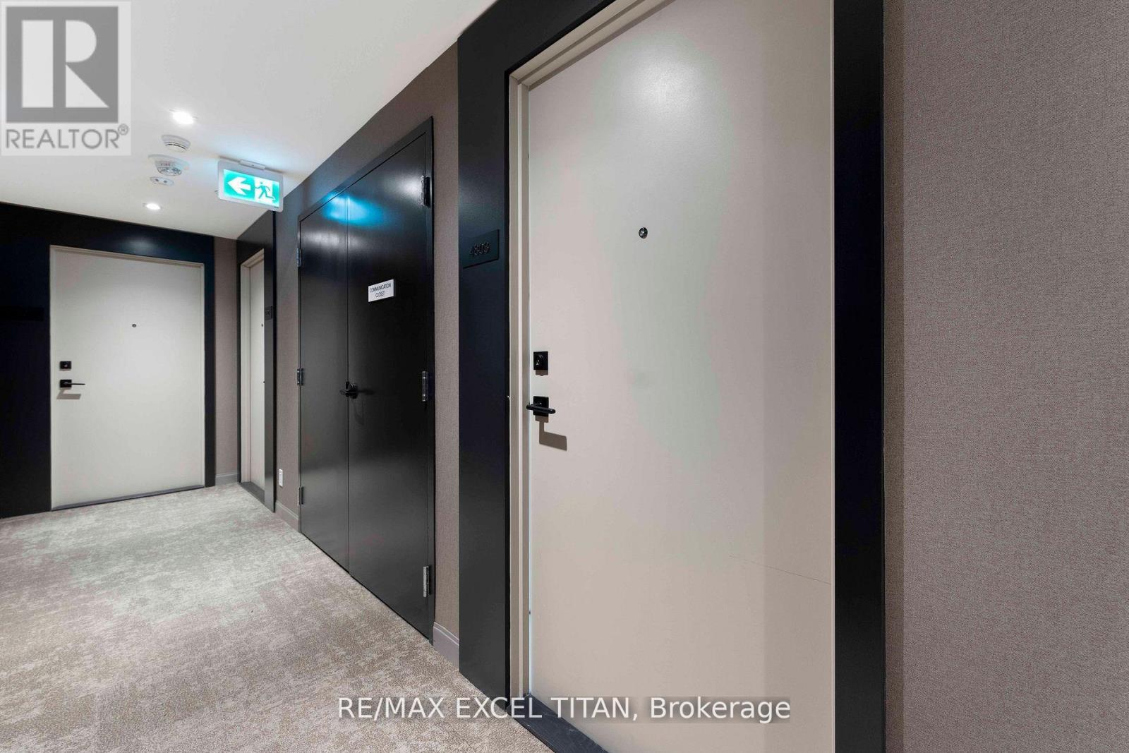 4803 - 55 Mercer Street, Toronto, Ontario  M5V 0W4 - Photo 14 - C12812184